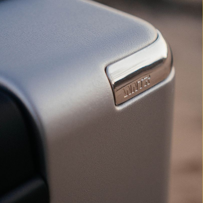 Dawn X Check-In Medium