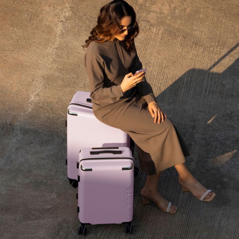 Dawn X Check-In Medium