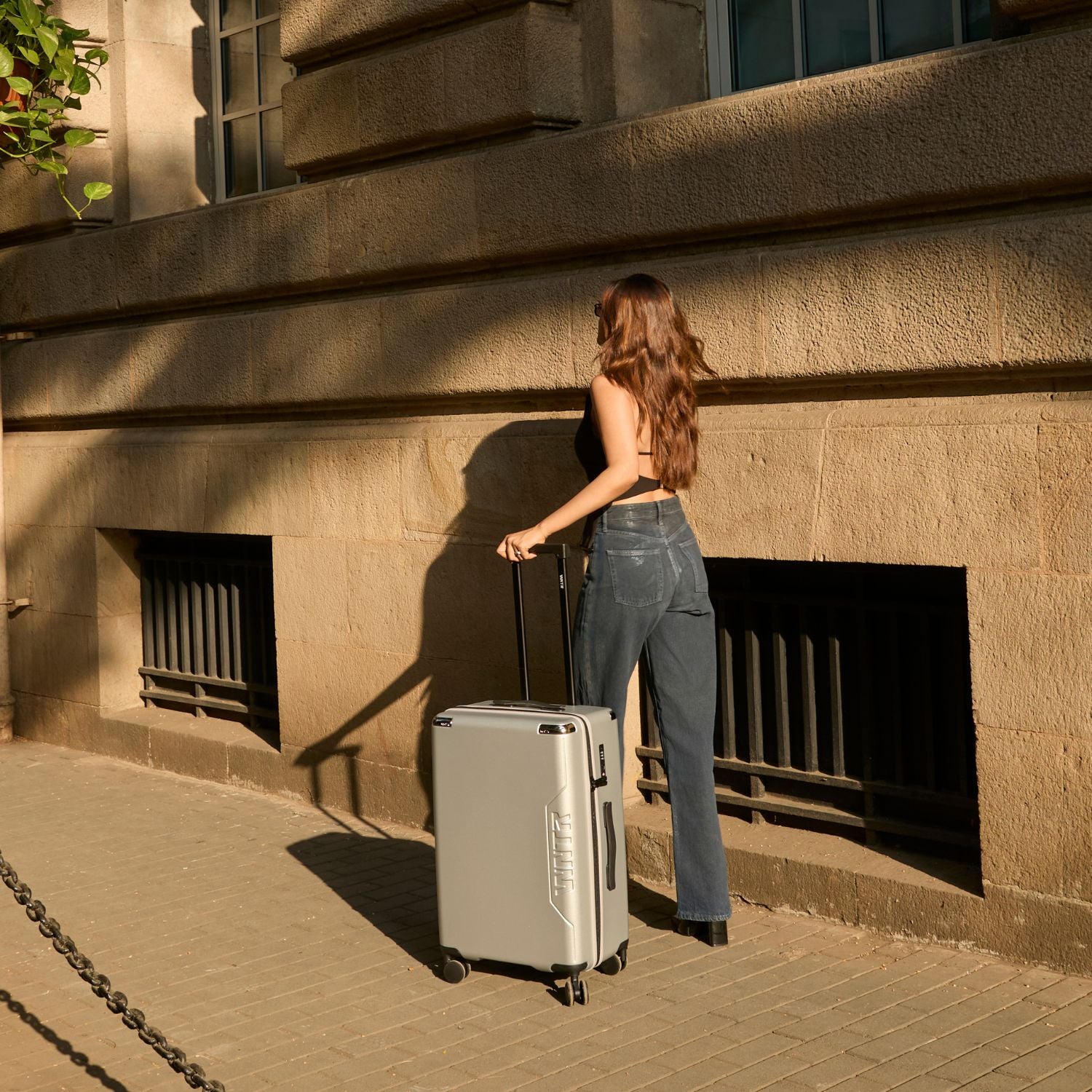 Dawn X Check-In Medium