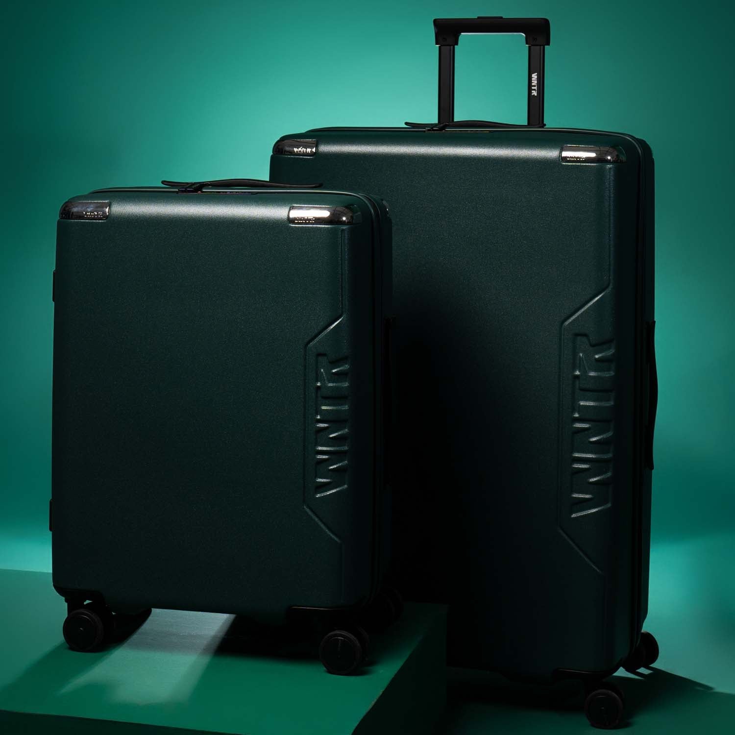 Cabin bag with soft-touch lining
