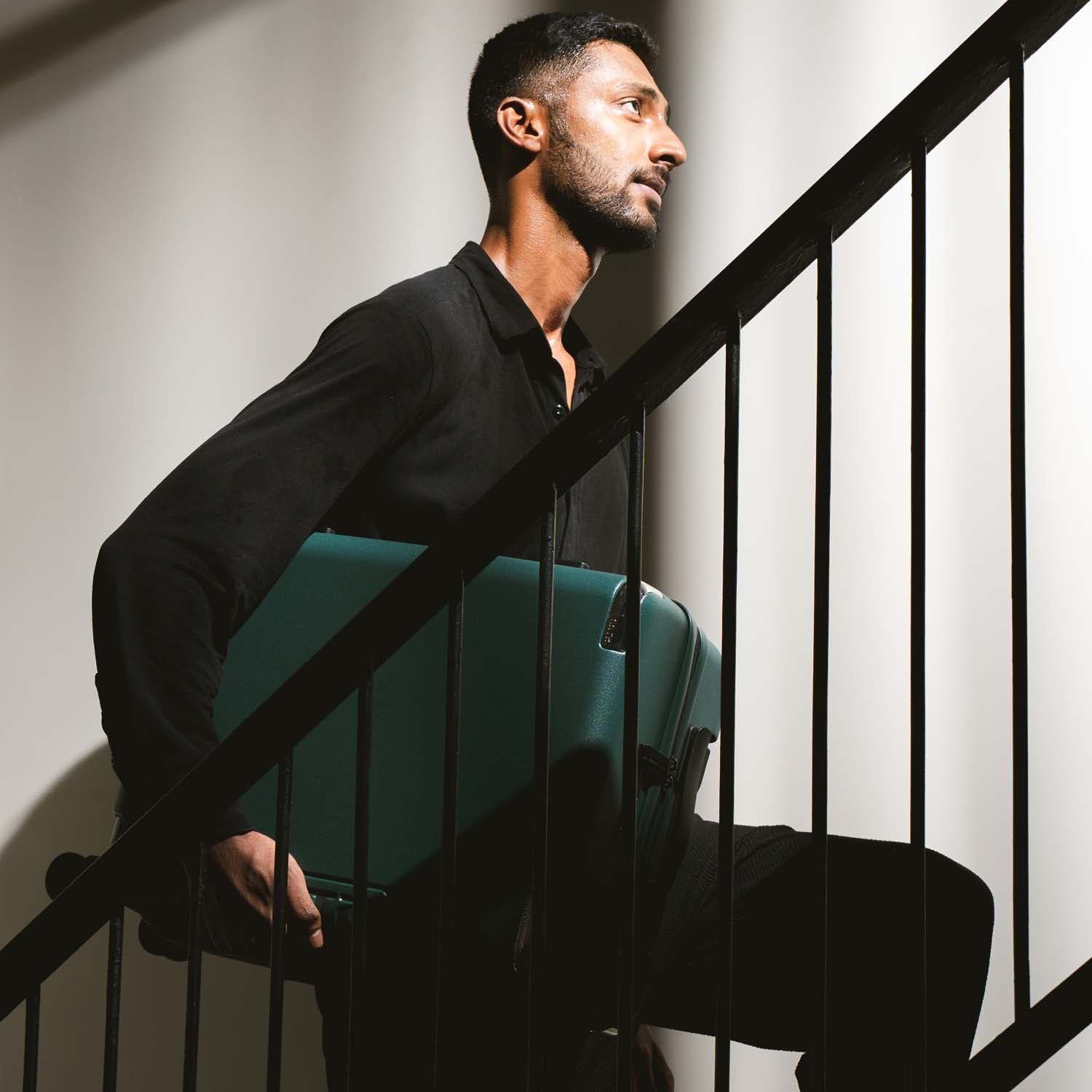 WNTR small suitcase bag with a sleek finish
