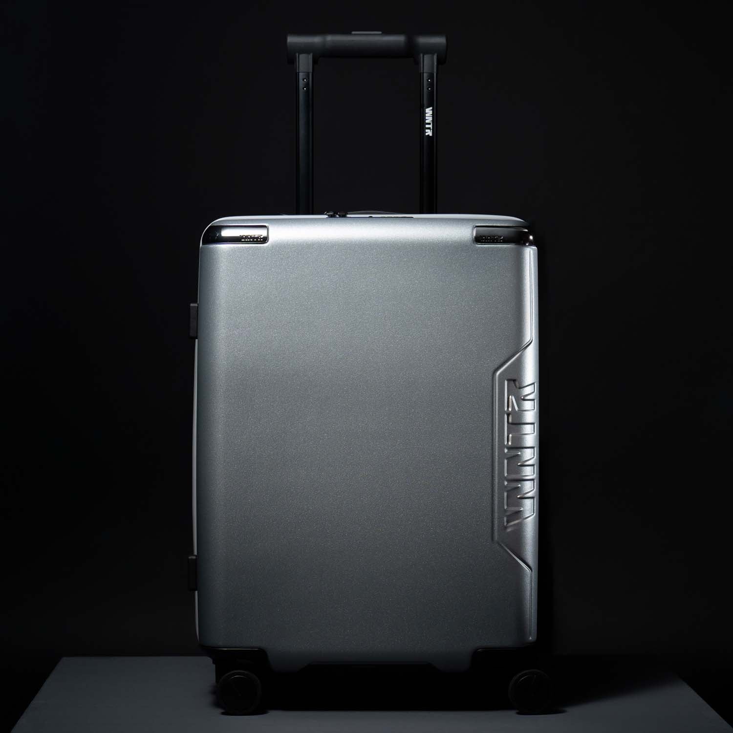 WNTR checked baggage and cabin baggage

