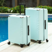 WNTR small suitcase on wheels