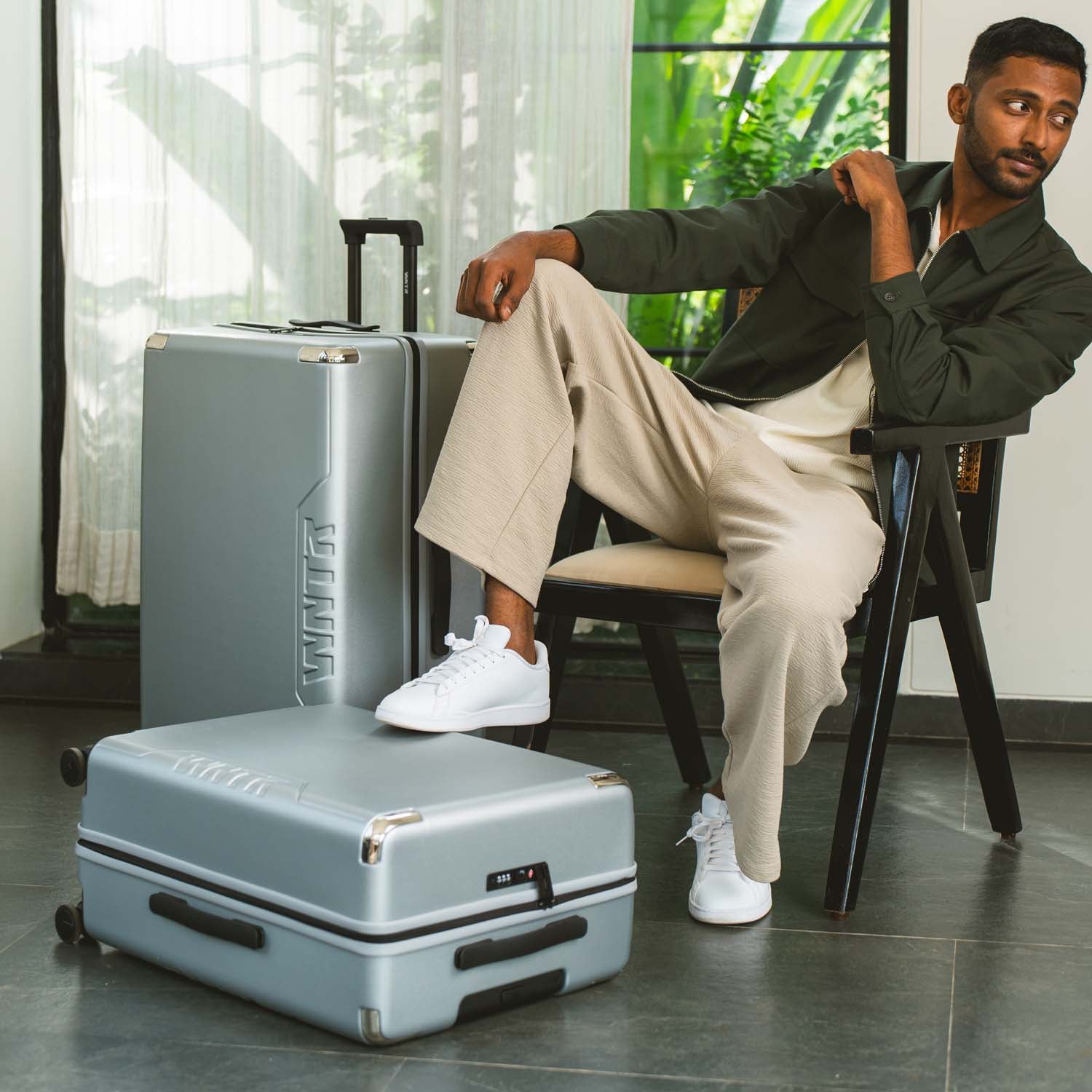 luggage bags
