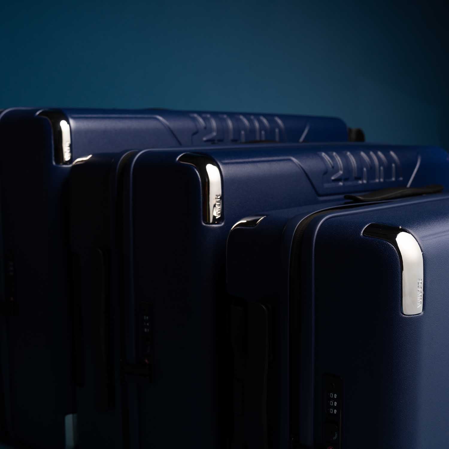Set of 2 | Largest Medium & Large Check-In Bags with Lifetime