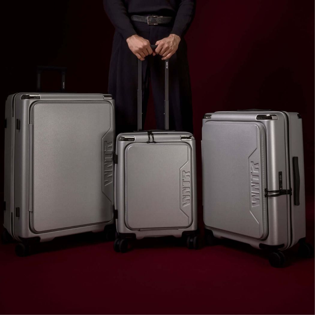 Strunk™ Check-In Medium